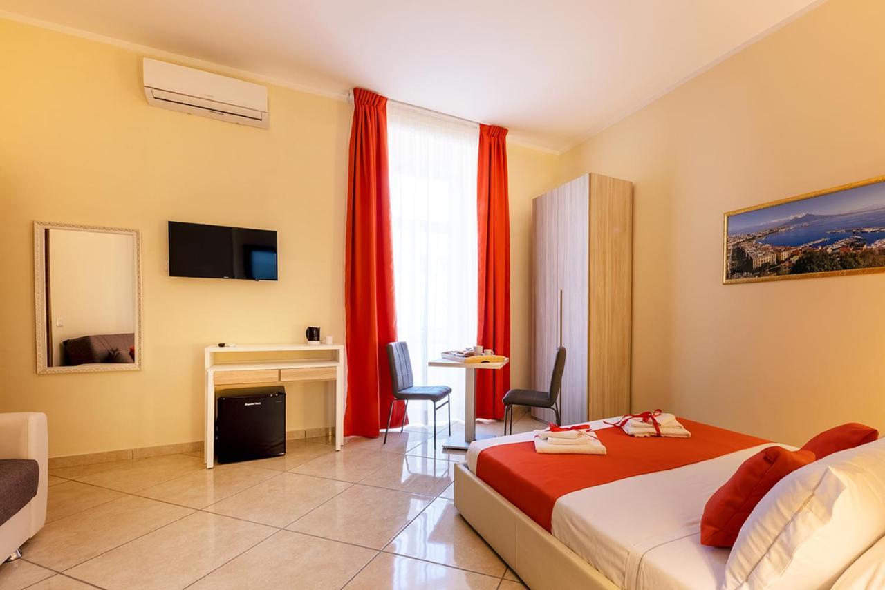 Re Diego Bed & Breakfast Napoli Bagian luar foto