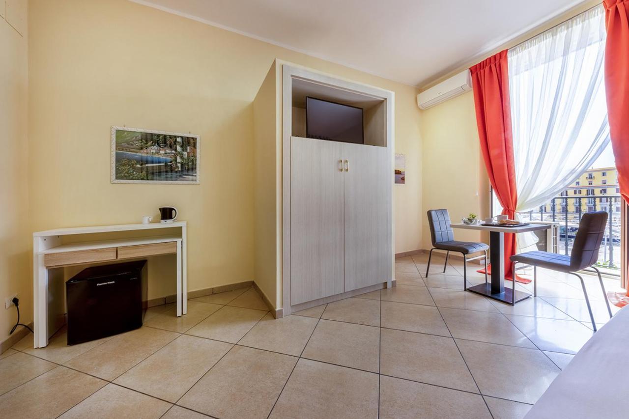 Re Diego Bed & Breakfast Napoli Bagian luar foto