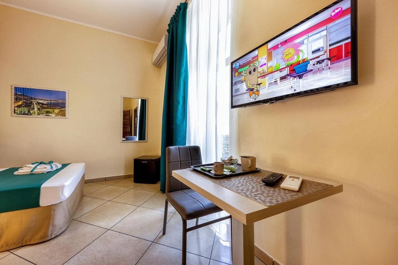 Re Diego Bed & Breakfast Napoli Bagian luar foto