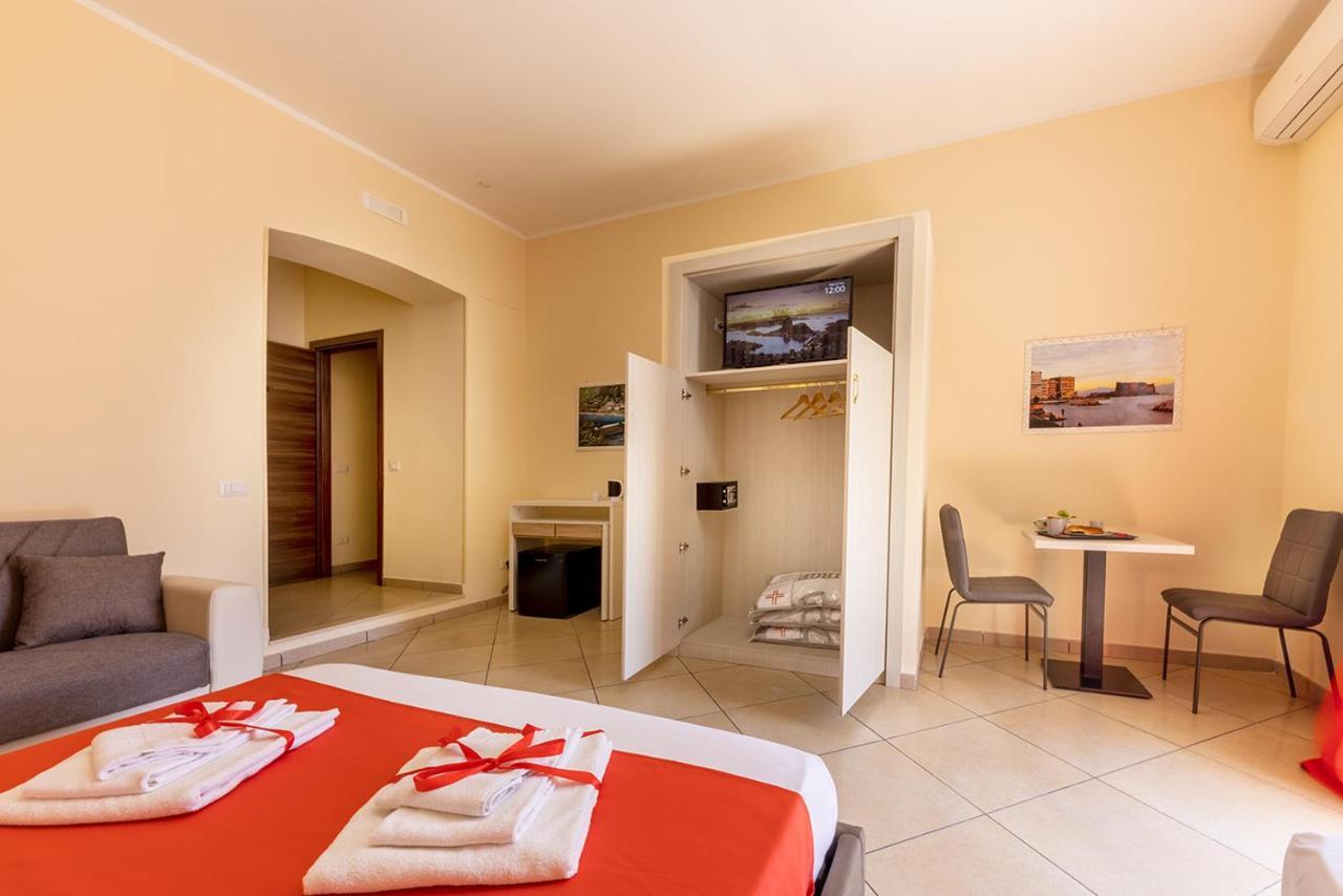 Re Diego Bed & Breakfast Napoli Bagian luar foto