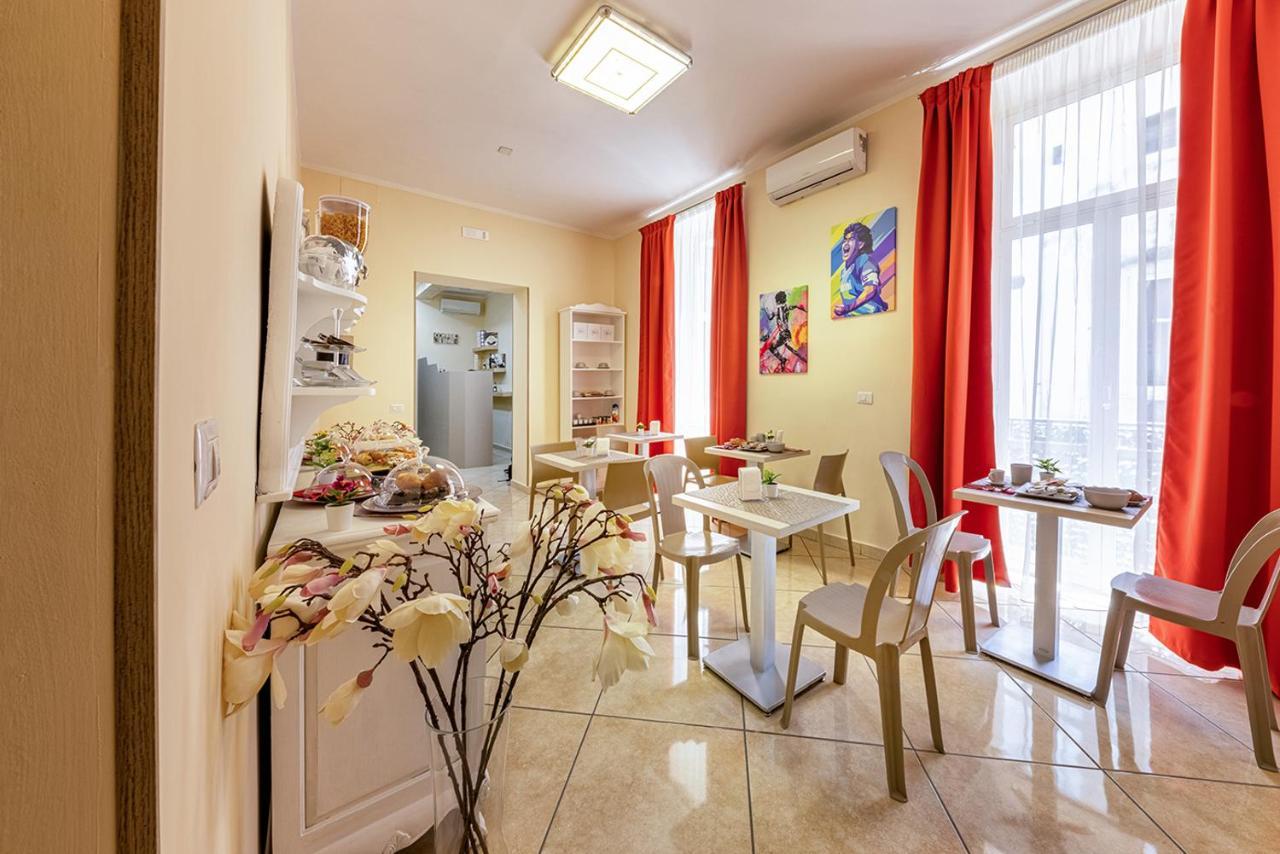 Re Diego Bed & Breakfast Napoli Bagian luar foto